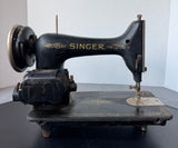 Singer 1920/30’s Vintage Treadle Metal Sewing Machine