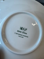 31-Piece Mikasa Thailand Holiday Splendor China Set