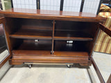 TV Console***HEAVY ITEM***READ DETAILS ON PICK UP POLICY***
