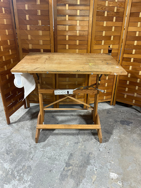 Art Table