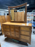 Thomasville Triple Dresser with Mirror***HEAVY ITEM***READ DETAILS ON PICK UP POLICY***