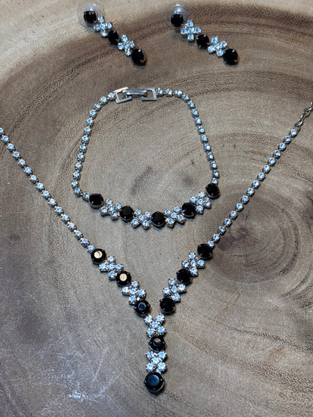 Formal Necklace, Bracelet & Earring Set (Black & Faux Diamonds)