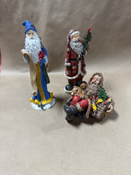(B) Lot Of 3 Santas