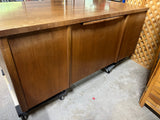 Executive Desk ***HEAVY ITEM***READ DETAILS ON PICK UP POLICY***