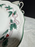 16-Piece Colonial Williamsburg Fashion Plates FN004 Classic Holly Ironstone Set