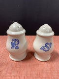 (B) Set of 2 Pfaltzgraff “Yorktowne” Salt and Pepper Shakers Without Stoppers