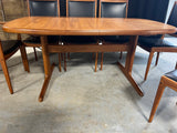 Mid Century Modern Style Dining Table with (2) Leaves and (8) Chairs