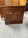 Stoneleigh Server on Casters***HEAVY ITEM***READ DETAILS ON PICK UP POLICY***