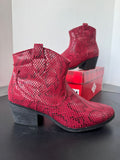 True Craft Faux Red Snakeskin Ankle Boots WOMEN’S SIZE 8.5