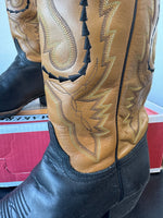 Pair of Justin Calf Leather Cowboy Boots in Box - Size MENS 10