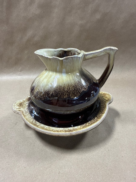 Small Brown Tone Pottery Style Basin