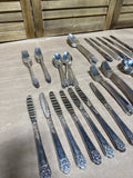 Rogers Deluxe Plate Precious Flatware Set With Case - 64 Pieced