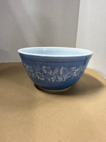 Set Of 3 Colonial Mist Blue And White Daises 401 // 402 Nesting Bowls