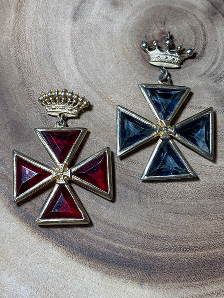 Vintage Accessocraft Pin/Pendants