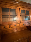 Liberty Furniture Industries Inc. 2 PC Oak Hutch***HEAVY ITEM***READ DETAILS ON PICK UP POLICY***