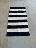 Black/White Canvas Textured Rug (50"x28")