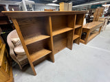 Oak Buffet with Hutch***HEAVY ITEM***READ DETAILS ON PICK UP POLICY***