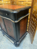 Painted Cupboard/Cabinet***HEAVY ITEM***READ DETAILS ON PICK UP POLICY***