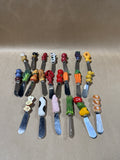 Assorted Spreaders - 22 Pieces