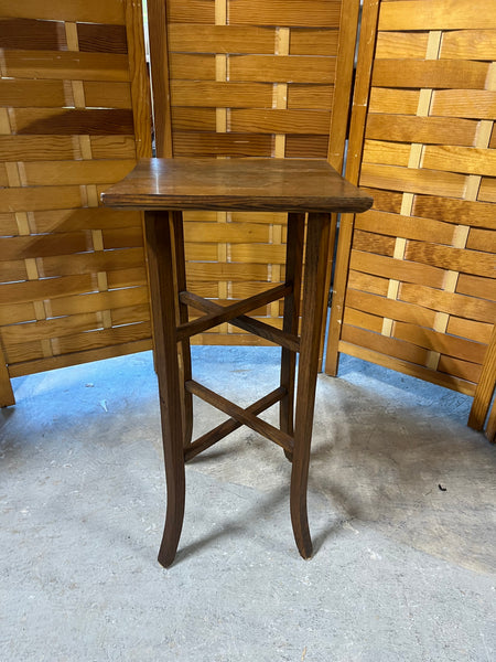 Lightweight Plant Stand