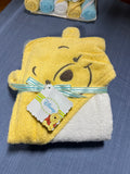 C- Winnie the Pooh Bath Set: Towel and Wash Cloths