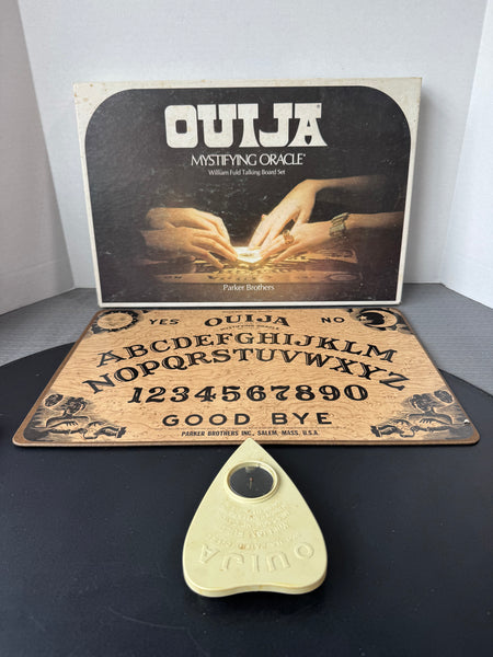 Parker Brothers 1972 Vintage Ouija Mystifying Oracle Board Set