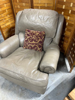 Bradington Young Leather Chair with Throw Pillow***HEAVY ITEM***