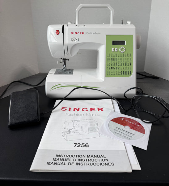 Singer Fashion Mate 7256 Sewing Machine with Foot Pedal (WORKS)