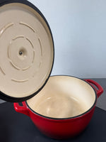 (B) Unbranded Red Enamel Cast Iron 2.5 Quart Dutch Oven
