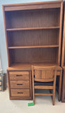 Dixie Desk with Hutch***HEAVY ITEM***READ DETAILS ON PICK UP POLICY***