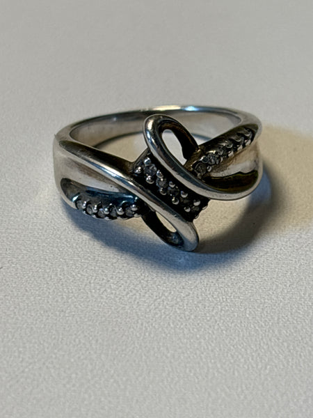 Sterling & Diamond Ring (Missing a Stone) - SIZE 5 1/2