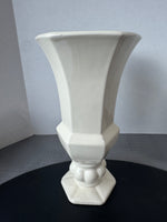 (B) Haeger Vintage Cream Pottery Urn Vase