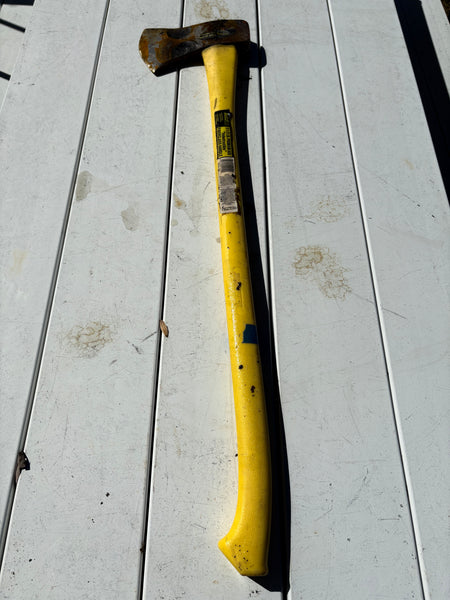 F-Axe w/Plastic Handle