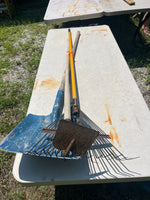 CC- 3 pc Garden Tool Lot
