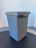 Gray Plastic Basketweave Small Touchless Trash Can with Removable Liner