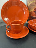 (L) Homer Laughlin Fiestaware 5-Piece Paprika Place Setting in Box