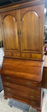 Pennsylvania House Secretary ***HEAVY ITEM***READ DETAILS ON PICK UP POLICY***