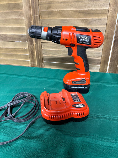 Black & Decker Fire Storm Chordless Drill w/Charger