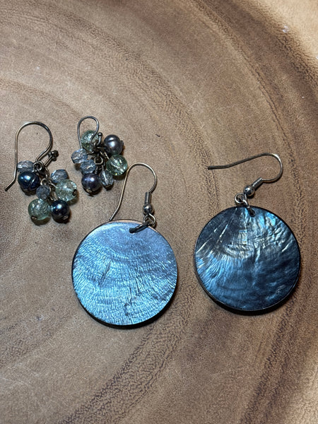 (K) Earrings