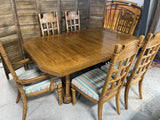 Thomasville Dining Set, Table, 6 Chairs, 2 Leaves and Table Pads