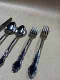 Dover Heirloom Stainless By Oneida With Box - 5 Pieces