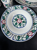 16-Piece Pfaltzgraff Arbor Vine China Set