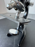 Ernst Leitz Wetzlar No. 331505 Vintage Microscope