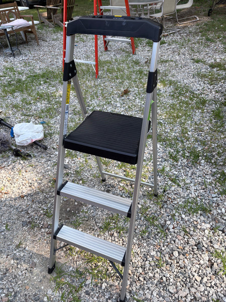 Gorilla 3-Step Ladder
