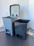 Gray Plastic Basketweave Small Touchless Trash Can with Removable Liner