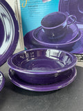 (F) Homer Laughlin Fiestaware 5-Piece Plum Place Setting in Box