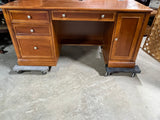Stanley Furniture Desk with Hutch ***HEAVY ITEM***READ DETAILS ON PICK UP POLICY***