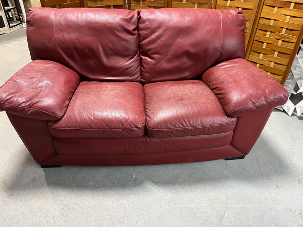 Natuzzi Leather Love Seat, deep red tone