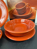 (L) Homer Laughlin Fiestaware 5-Piece Paprika Place Setting in Box