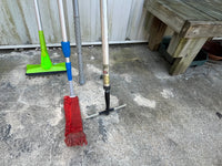 4 pc Garage/Cleaning Tool Lot